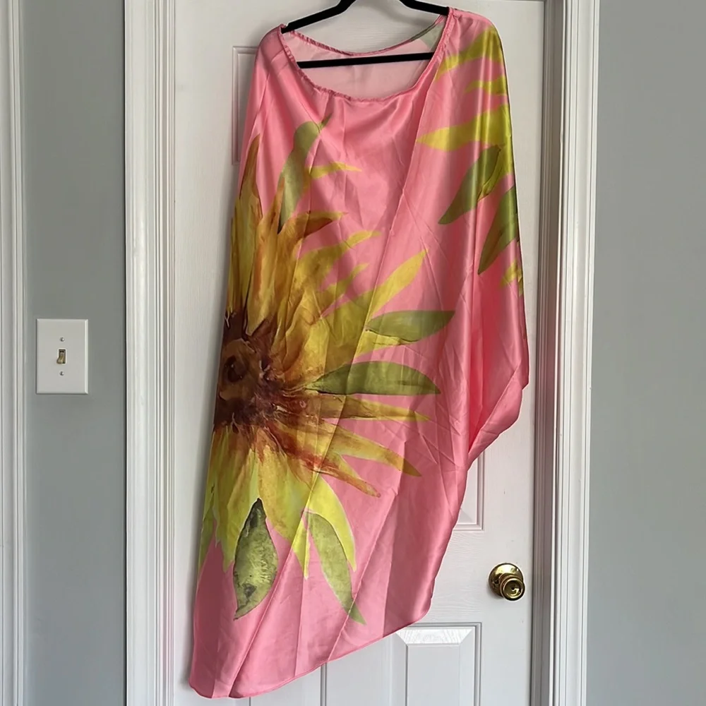 ❌SOLD❌ Palm Beach Collective Sunflower Caftan 🌻💗 - Picture 2 of 4